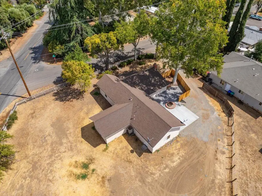 5 Gurnsey Avenue, Red Bluff, CA 96080 - #2