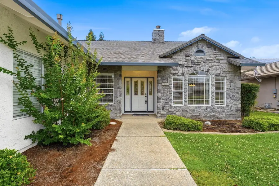 3953 Eagle Parkway, Redding, CA 96001 - #3