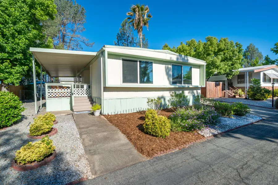 1221 E Cypress Avenue, Redding, CA 96002 - #2