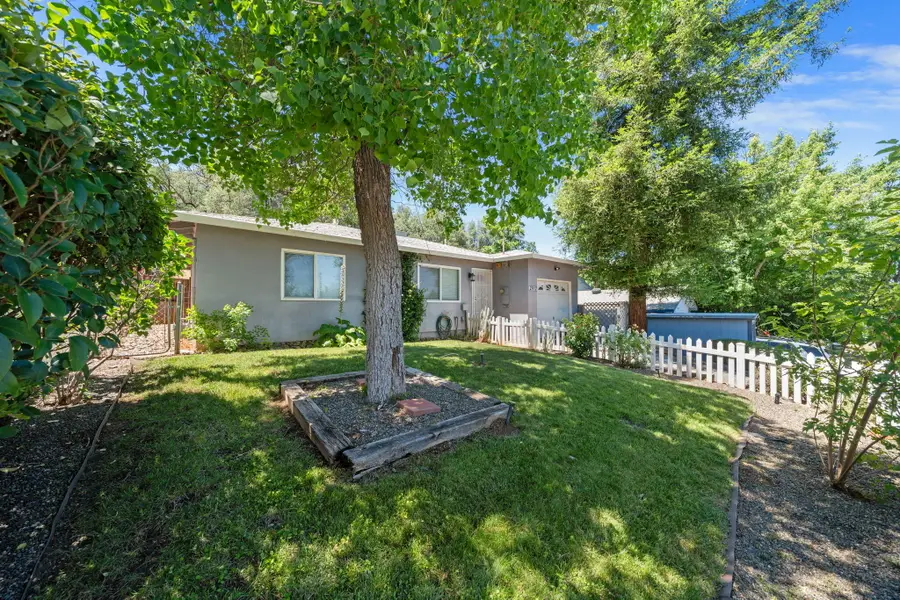 2912 West Street, Redding, CA 96001 - #2