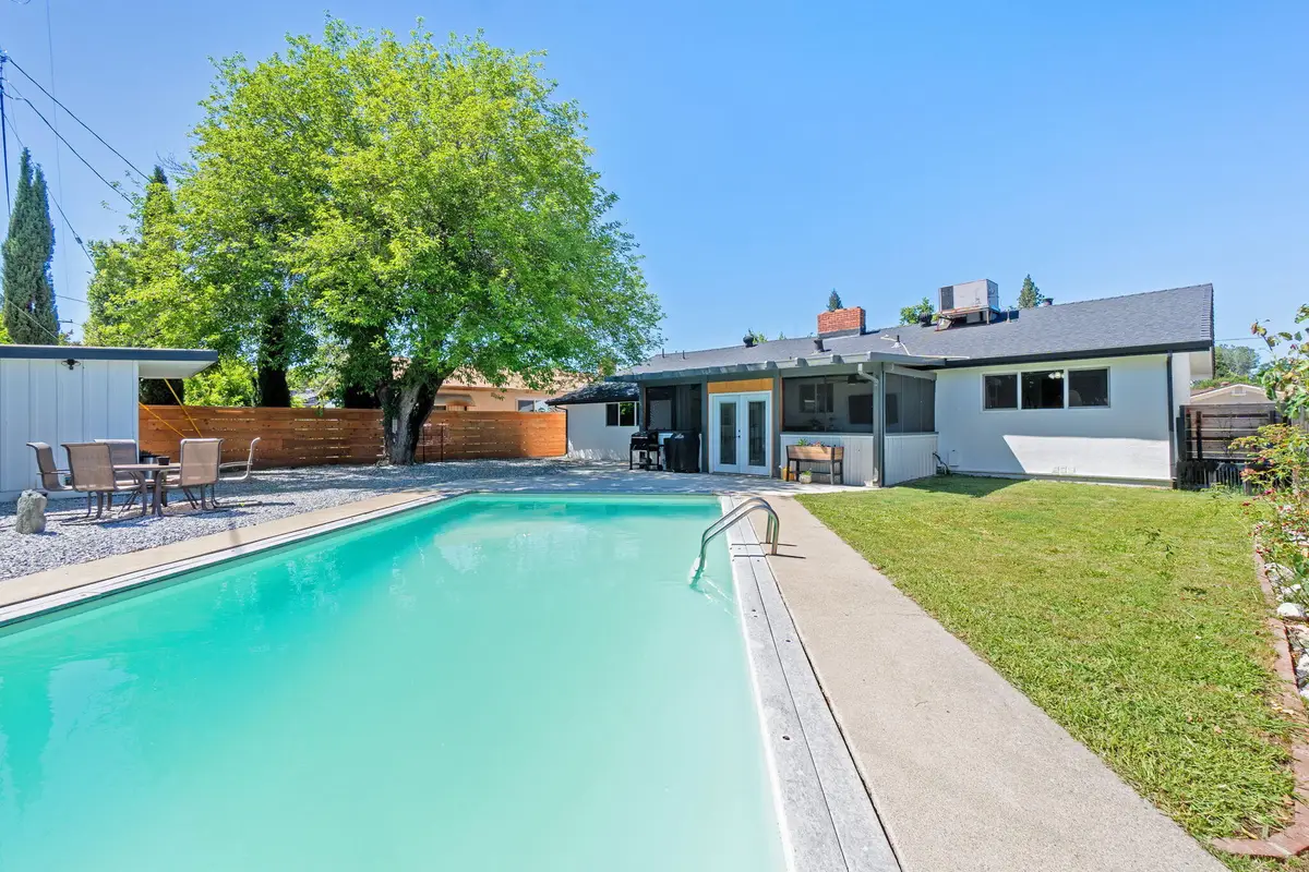 2075 Westwood Avenue, Redding, CA 96001 - #1