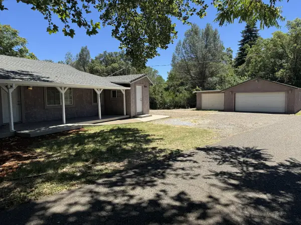1361 College View, Redding, CA 96003