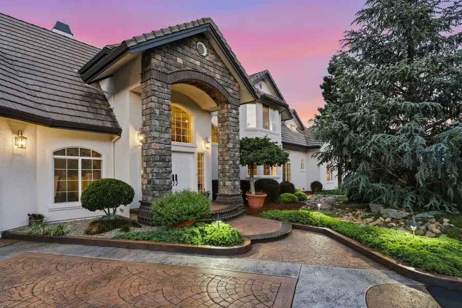 15368 Mountain Shadows Drive, Redding, CA 96001 - #2