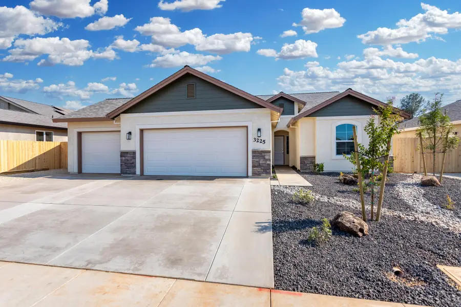 3225 Lower Lane, Redding, CA 96002 - #2