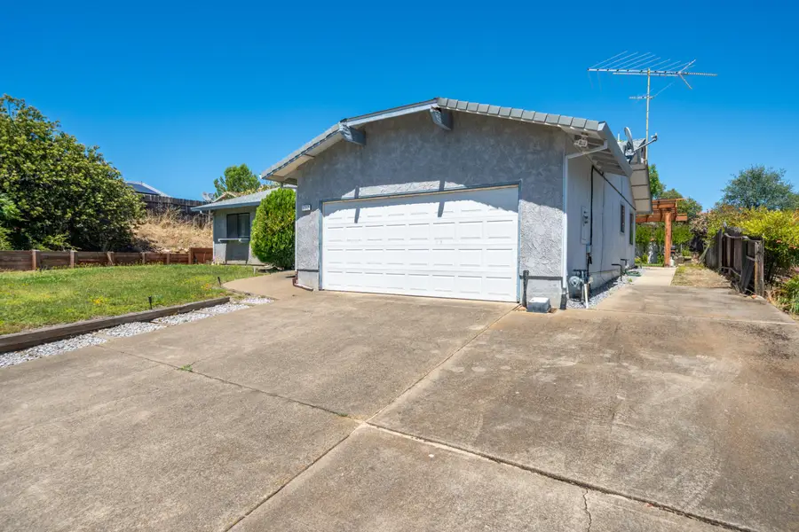 5312 Valleyridge Drive, Redding, CA 96003 - #2