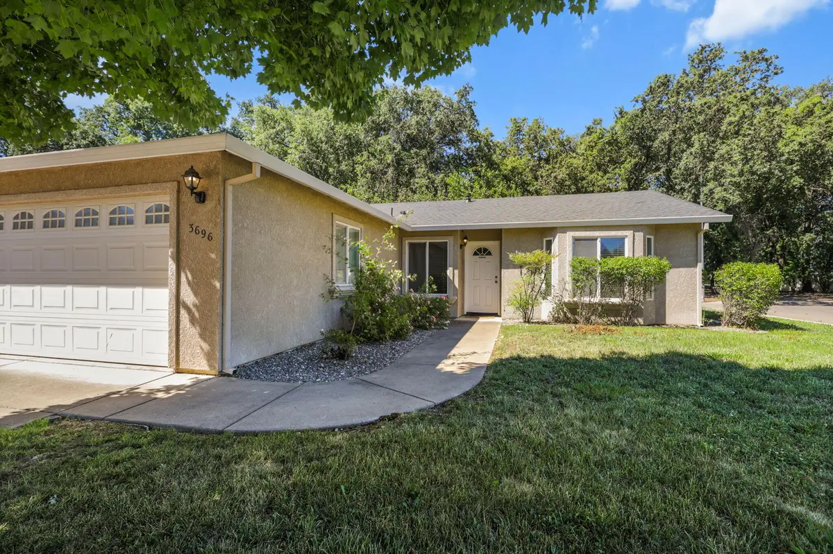 3696 Brentwood Lane, Anderson, CA 96007 - #1