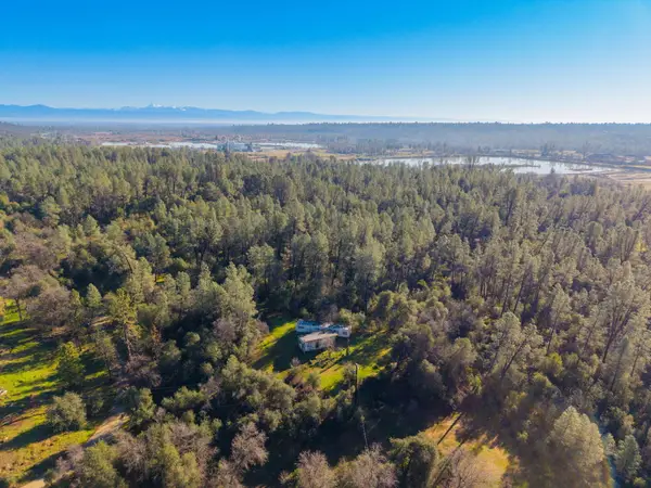 7766 Raven Road, Redding, CA 96001