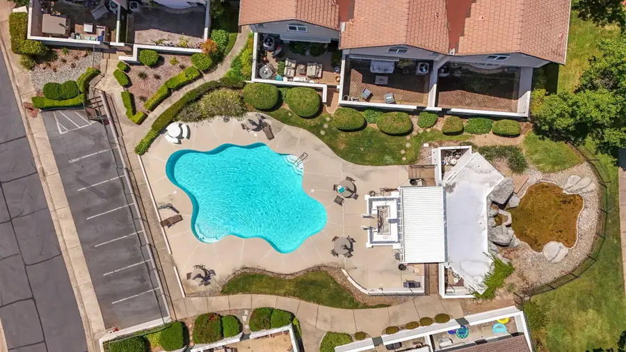 724 Oakhurst Trail, Redding, CA 96003 - #2
