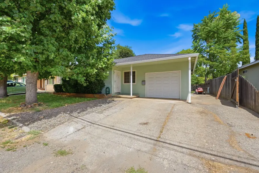 2425 Beverly Drive, Redding, CA 96002 - #2