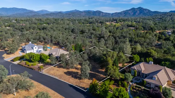 19410 Palermo Court, Redding, CA 96003