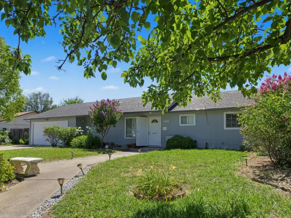 1424 Calexico Drive, Redding, CA 96003