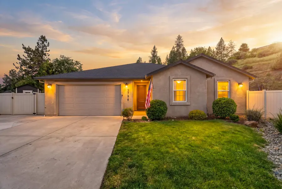 2796 Jorzack Way, Shasta Lake, CA 96019 - #3