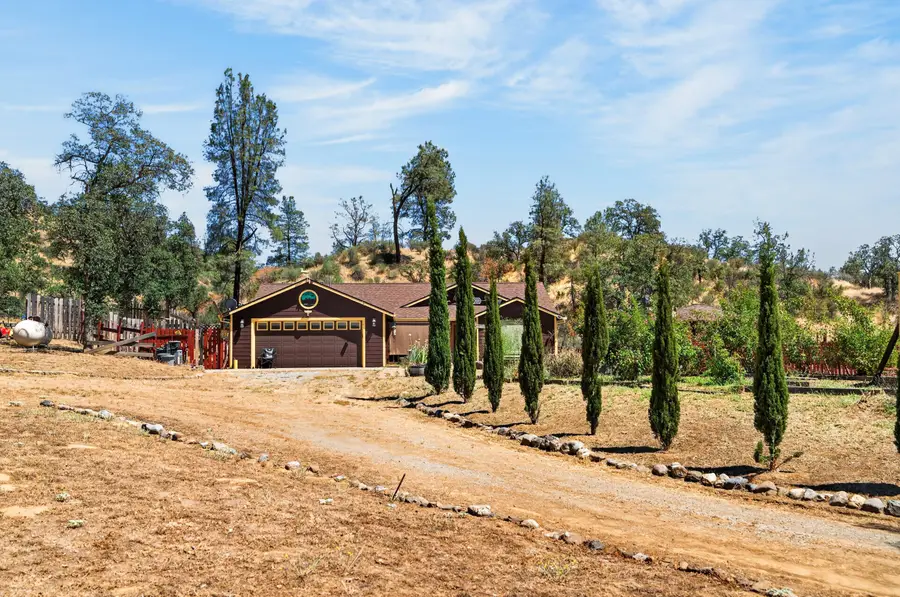 3463 Fiddlers Road, Igo, CA 96047 - #2