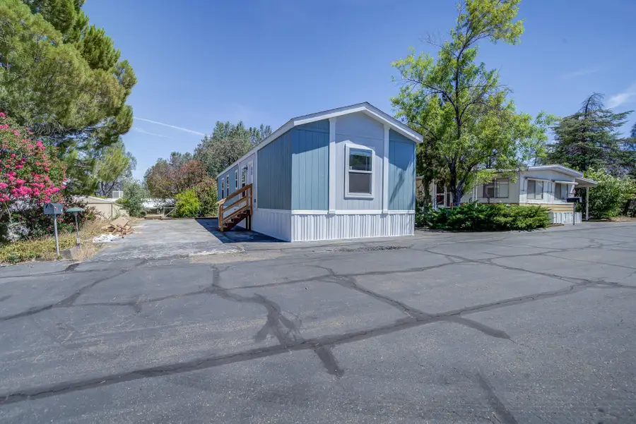 821 Saint Marks Street, Redding, CA 96003 - #2