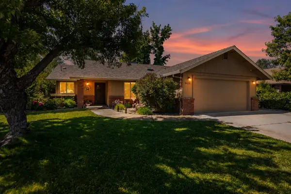 2425 Candlewood Drive, Redding, CA 96003