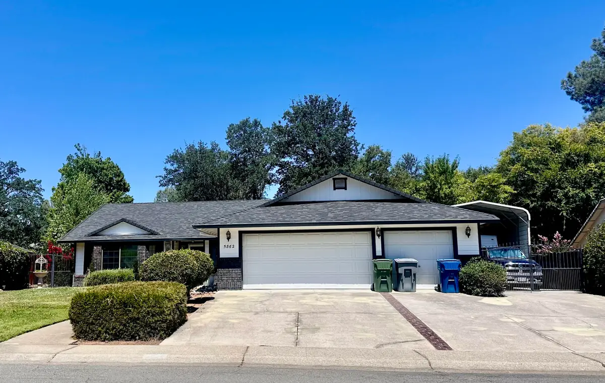 5862 Constitution Way, Redding, CA 96003 - #1