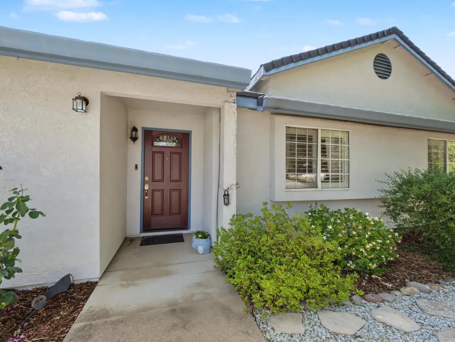 11402 Wales Drive, Redding, CA 96003 - #3