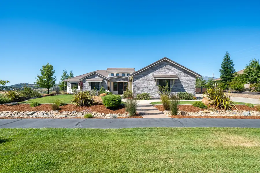 880 Santa Cruz Drive, Redding, CA 96003 - #2