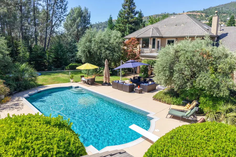 15450 Middletown Park Drive, Redding, CA 96001 - #2