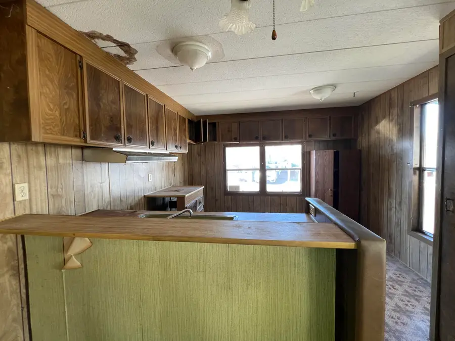 481 Twin View Boulevard, Redding, CA 96003 - #3