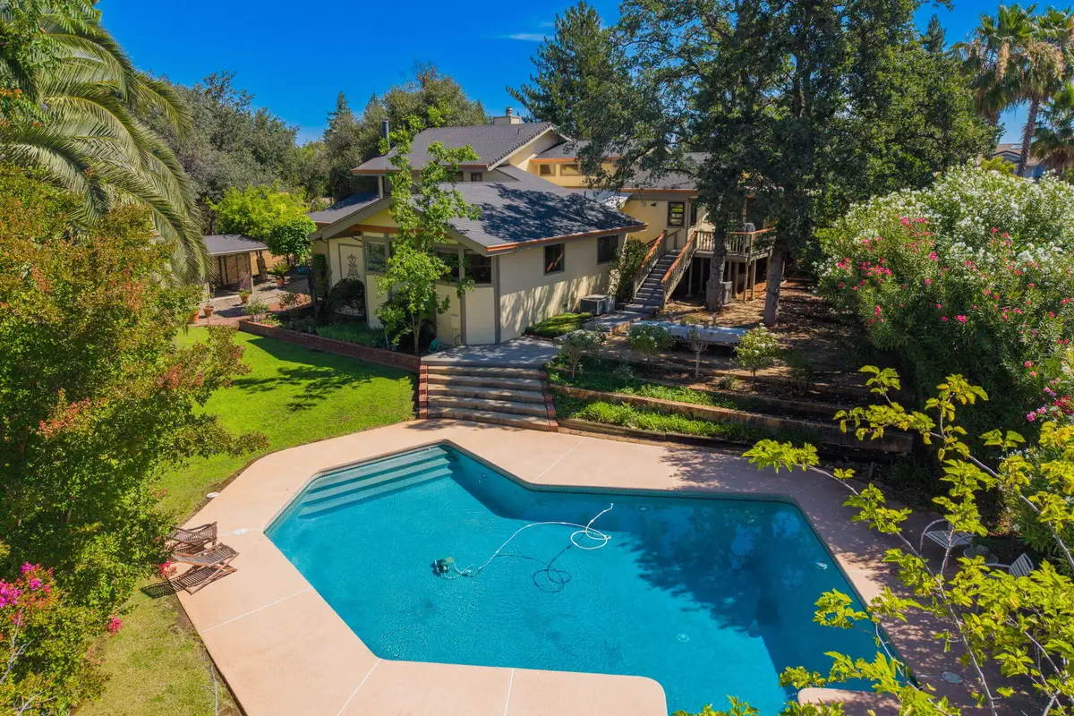 3350 Mountain Oak Drive, Redding, CA 96001 - #1