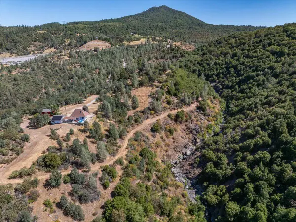 17038 Centrum Lane, Round Mountain, CA 96084
