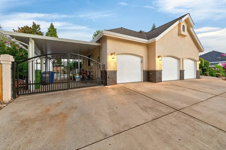 2426 Cumberland Drive, Redding, CA 96001 - #2