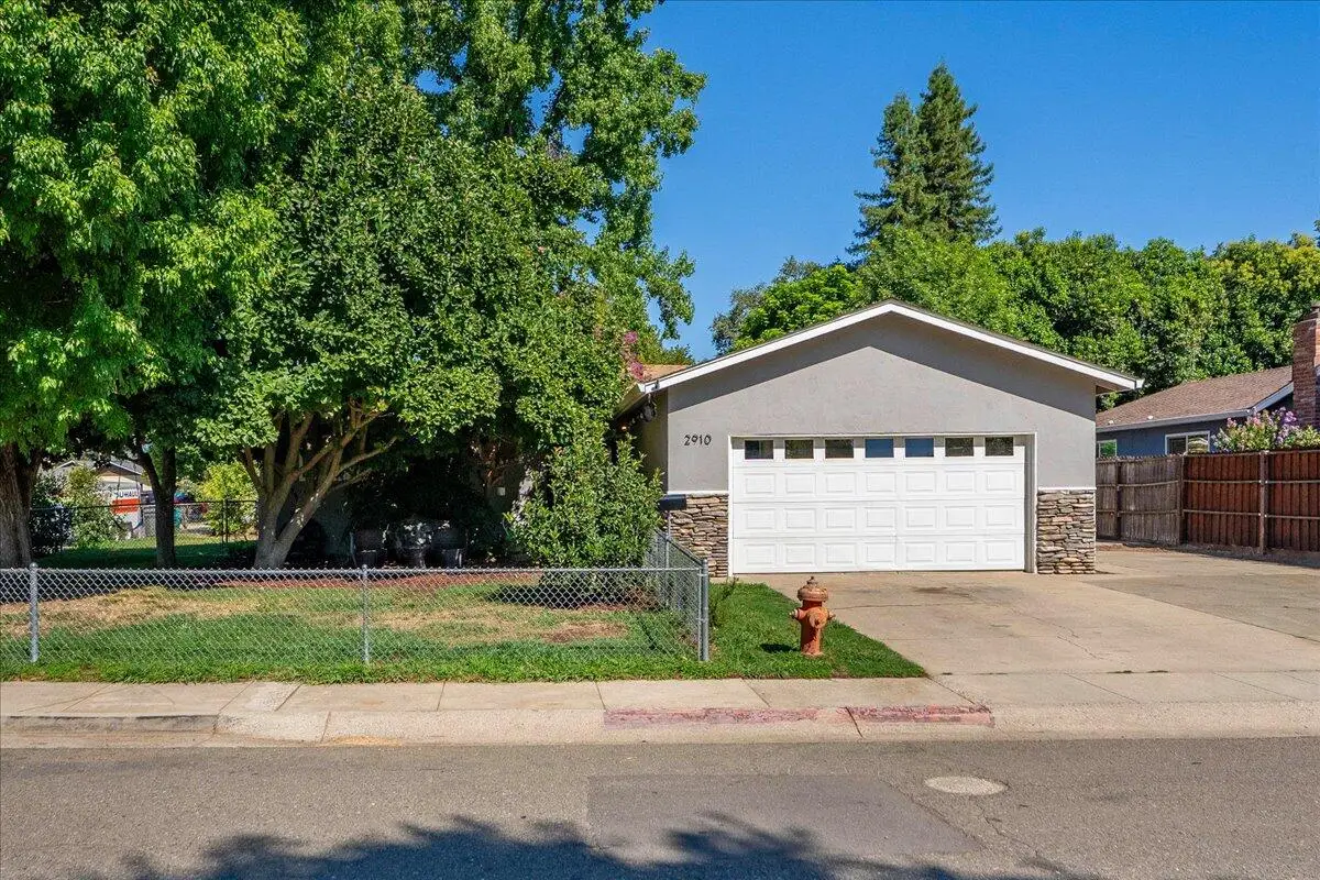2910 Bay Street, Anderson, CA 96007 - #1