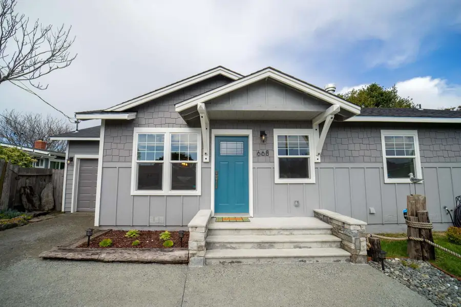 668 Cooper Avenue, Crescent City, CA 95531 - #3