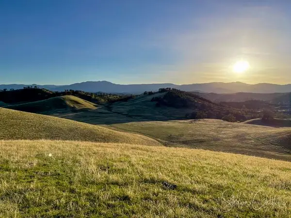 8900 Stewart Ranch Road, Cottonwood, CA 96002