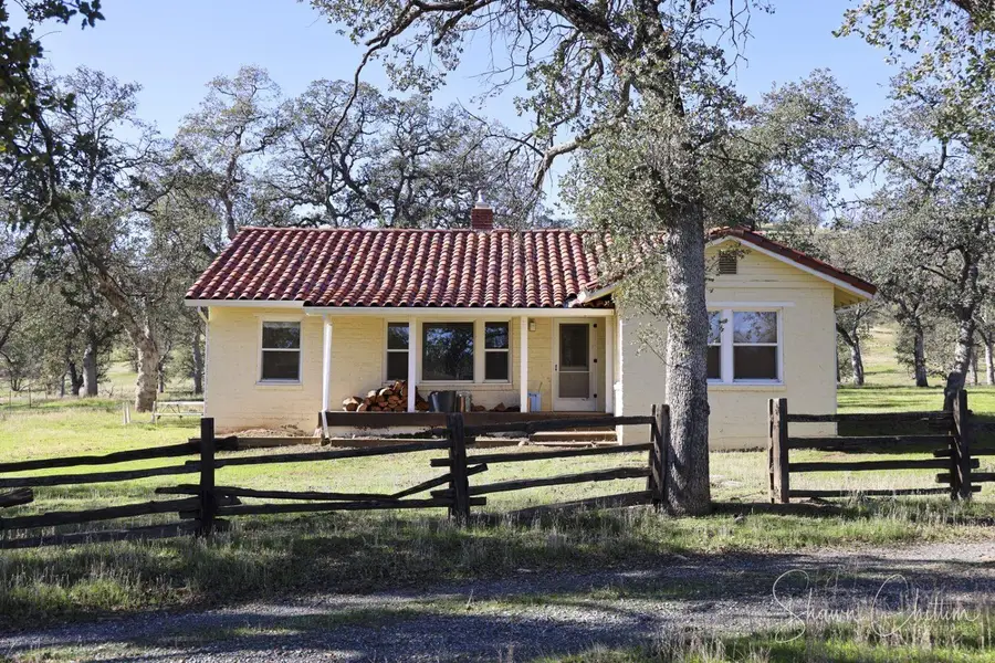 8900 Stewart Ranch Road, Cottonwood, CA 96002 - #2