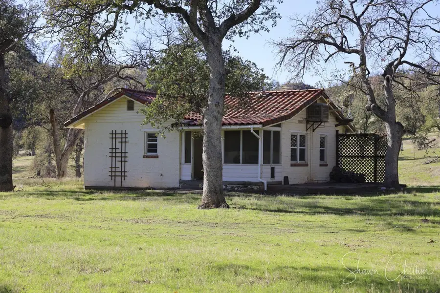 8900 Stewart Ranch Road, Cottonwood, CA 96002 - #3