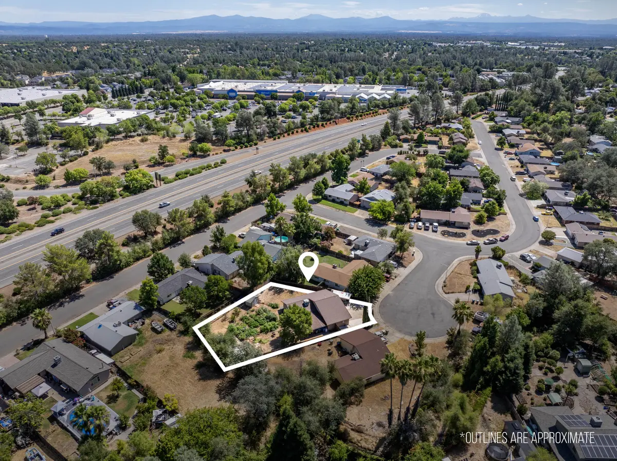 1228 Cedarwood Court, Redding, CA 96002 - #1
