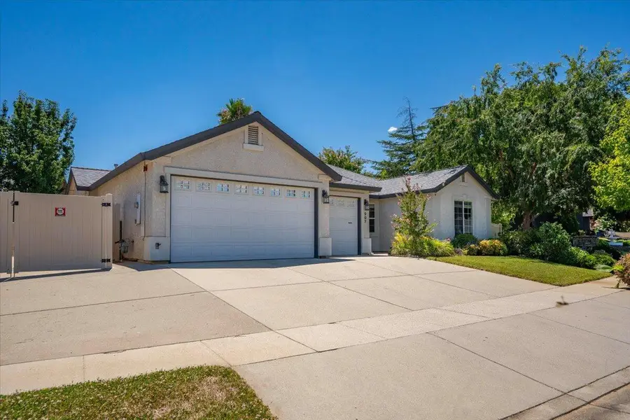 907 Leisha Lane, Redding, CA 96001 - #2