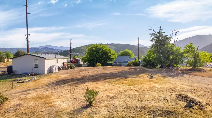 11543 Center Street, Redding, CA 96001 - #2
