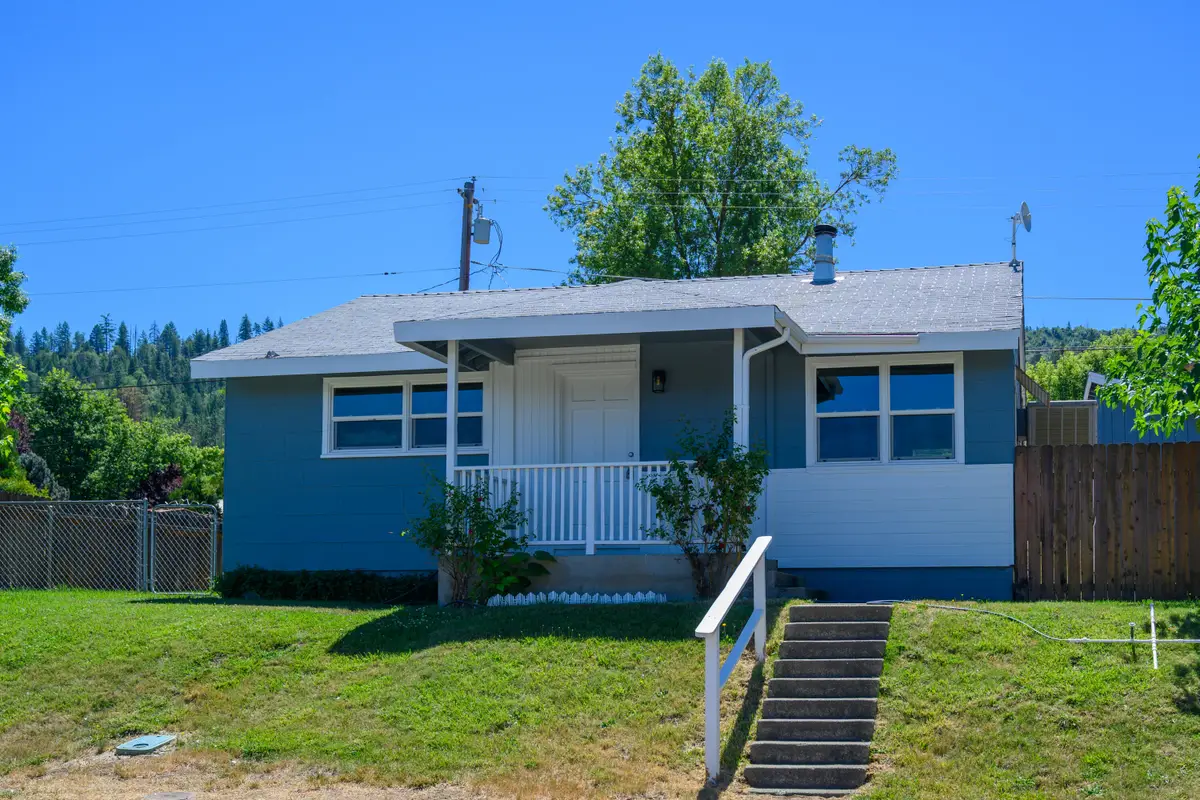 248 2nd Avenue, Lewiston, CA 96052 - #1