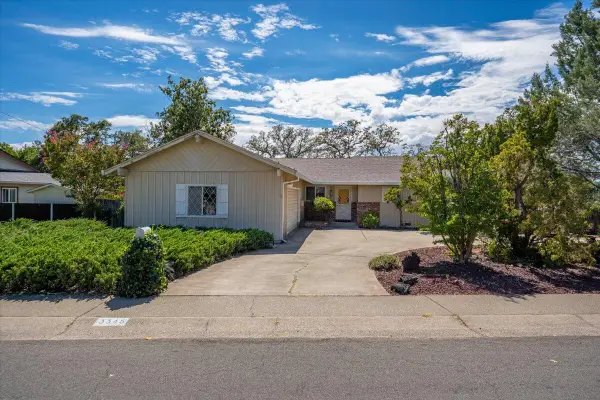 3345 Panorama Drive, Redding, CA 96003