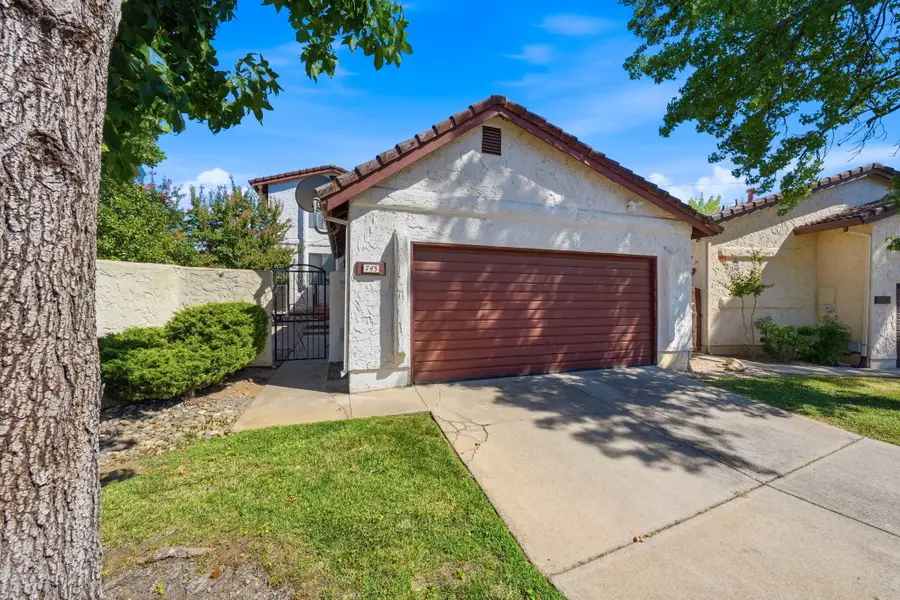 743 Coffeeberry Lane, Redding, CA 96003 - #2