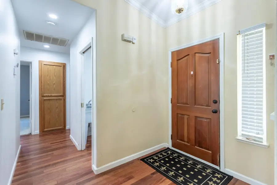 2638 Evergreen Way, Redding, CA 96001 - #2