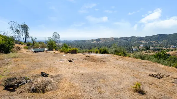 15944 Ganim Lane, Redding, CA 96001