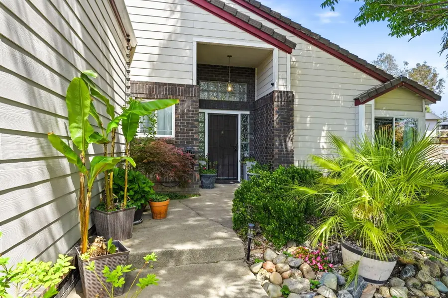 536 Country Oak Drive, Redding, CA 96003 - #3