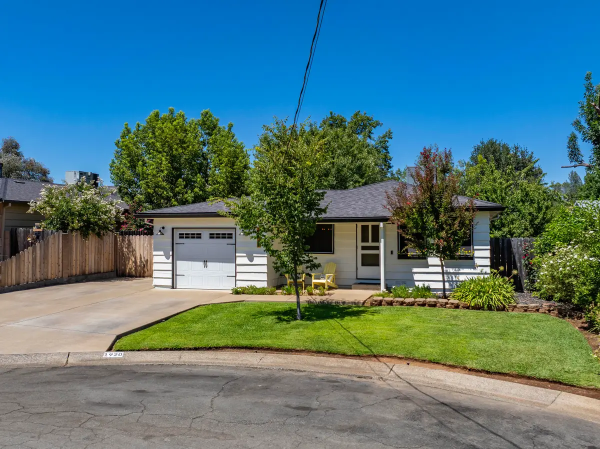 1920 Carleton Street, Redding, CA 96002 - #1