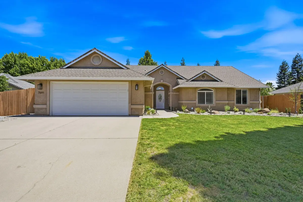 7691 Platinum Way, Redding, CA 96001 - #1