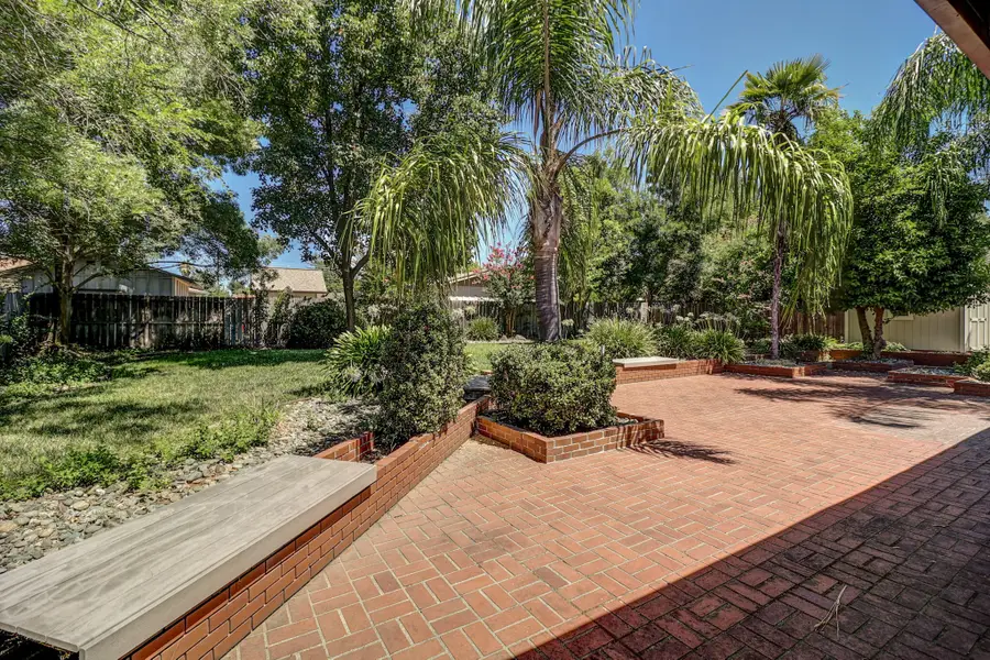 544 Rafael Street, Redding, CA 96001 - #2