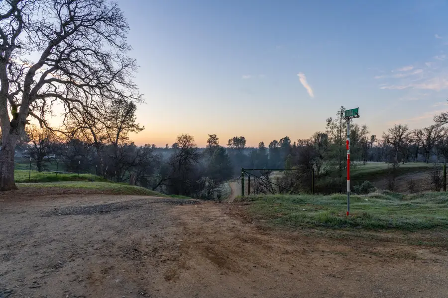 5070 Erma Lane, Anderson, CA 96007 - Image #3