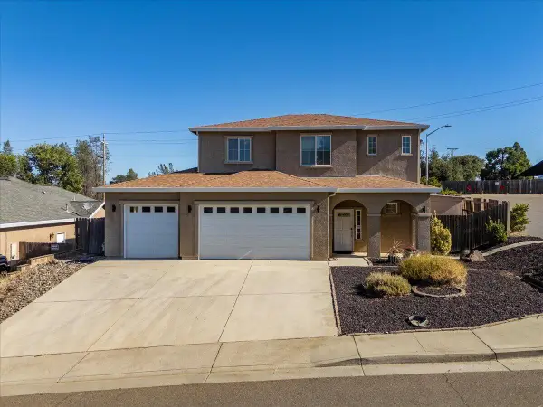 1986 Tarmac Road, Redding, CA 96003