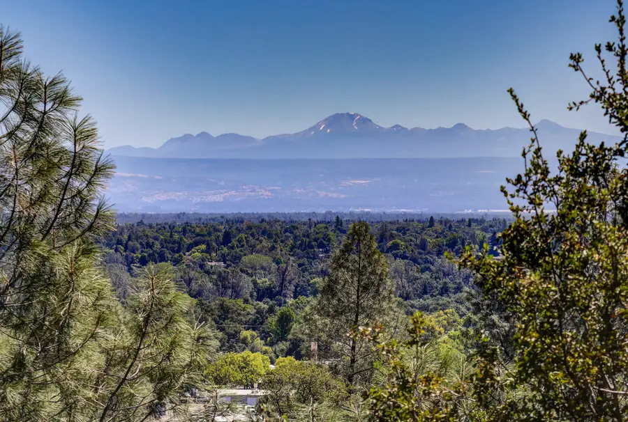 4207 Frances Drive, Redding, CA 96001 - #2