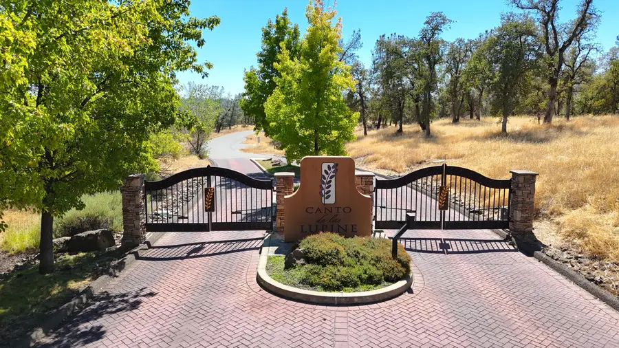 Canto De Las Lupine Drive, Redding, CA 96001 - #2