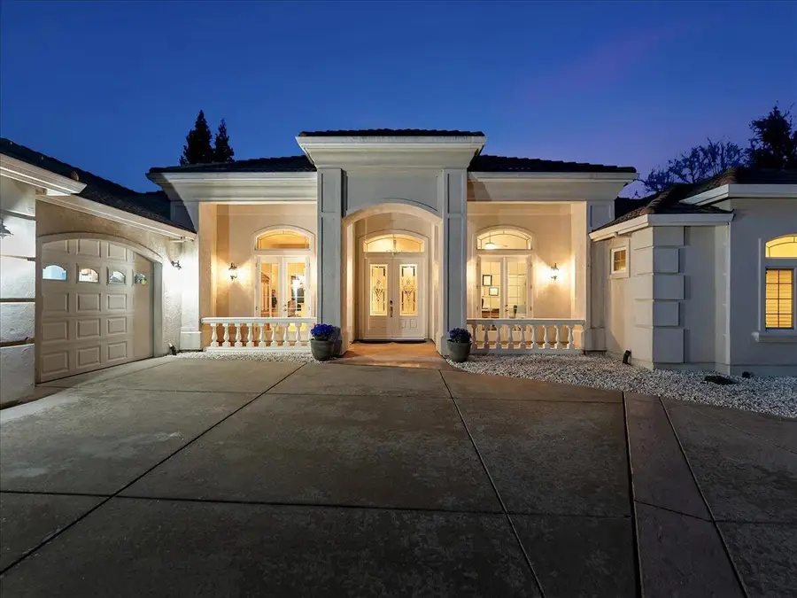19549 San Vincente Drive, Redding, CA 96003 - Image #3