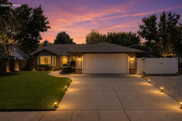 1927 Airstrip Road, Redding, CA 96003